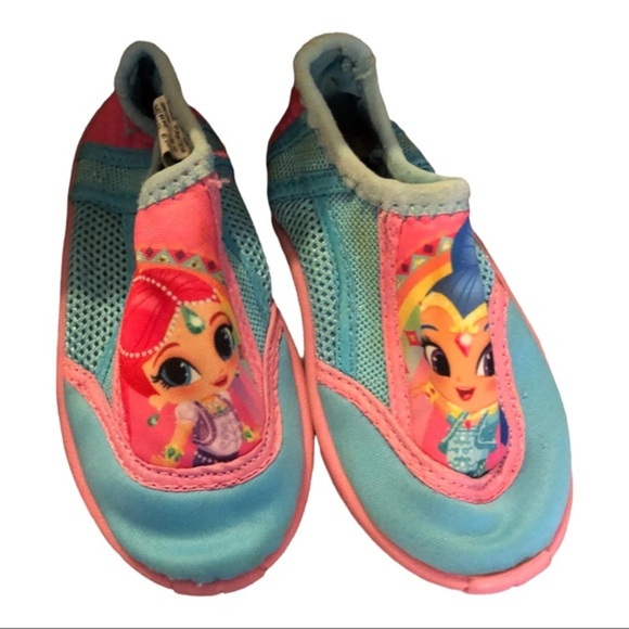 6pairs Toddler shoes-Skechers twinkle toes Minnie Mouse clogs, swim shoes sz 5/6 - Picture 5 of 16